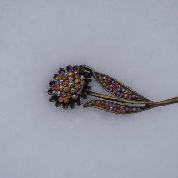 Cute Vintage Daisy Broovh - Picture 2 of 4